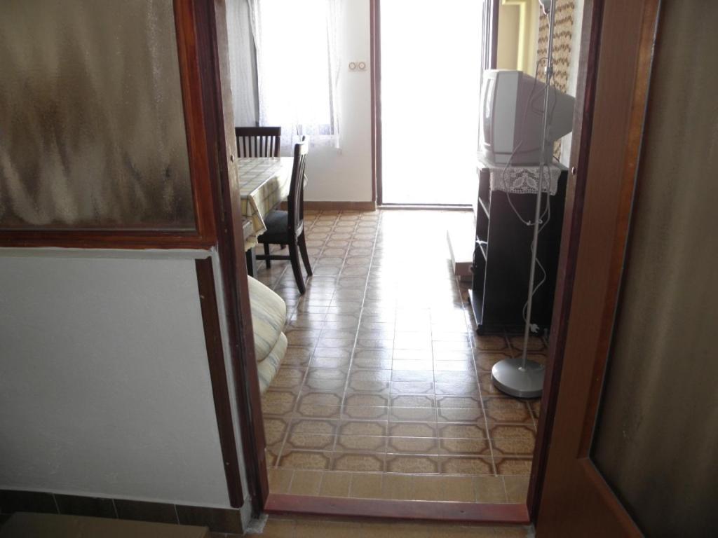 Apartments Milan In Baska Exterior foto
