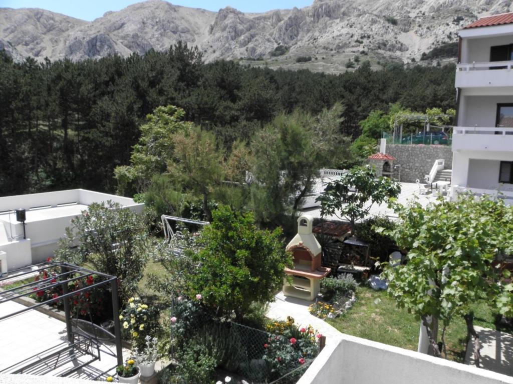 Apartments Milan In Baska Exterior foto