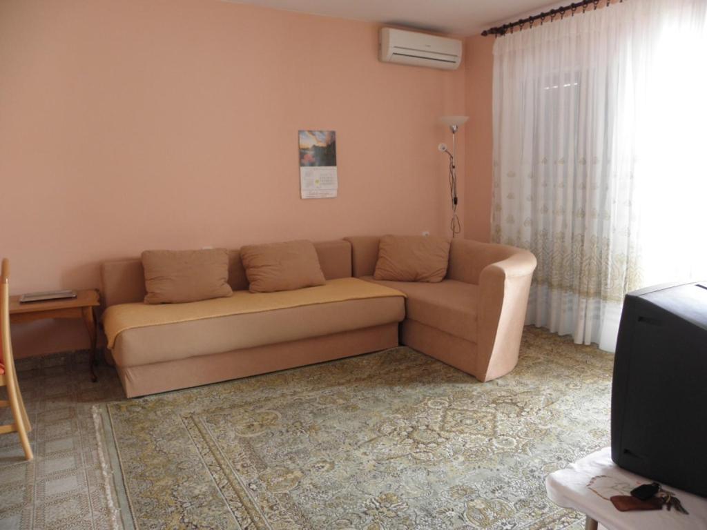 Apartments Milan In Baska Exterior foto
