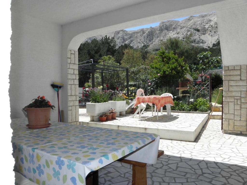 Apartments Milan In Baska Exterior foto