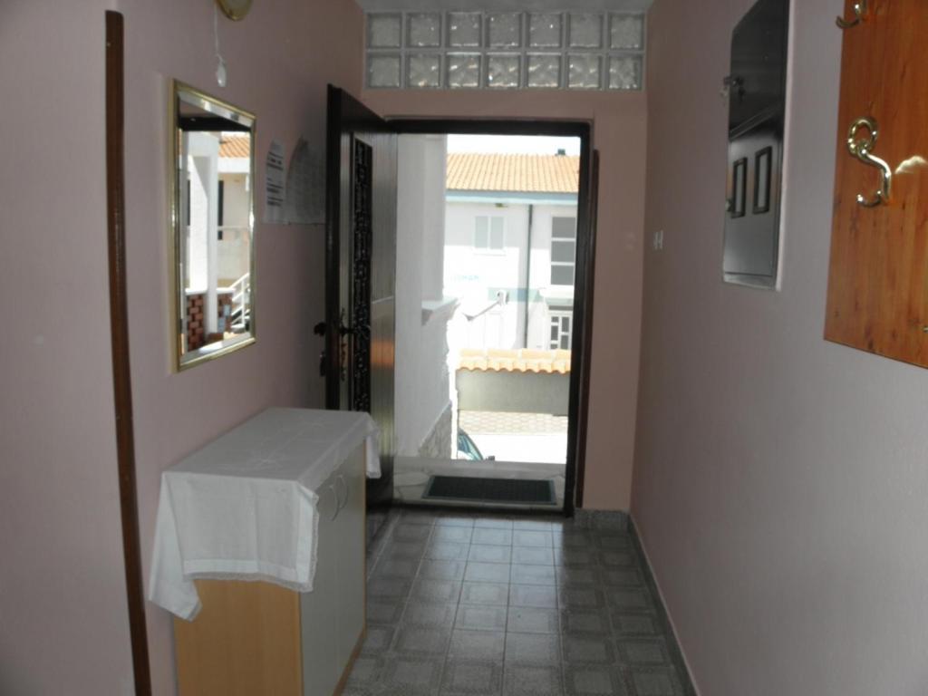 Apartments Milan In Baska Exterior foto